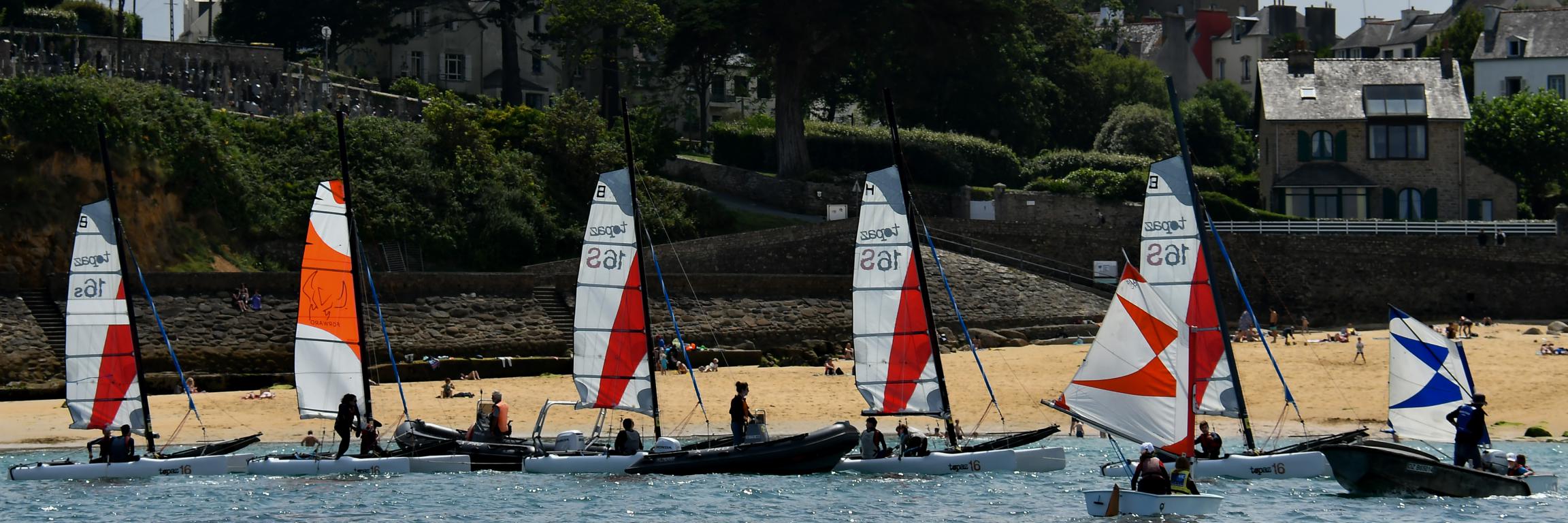 location catamaran douarnenez